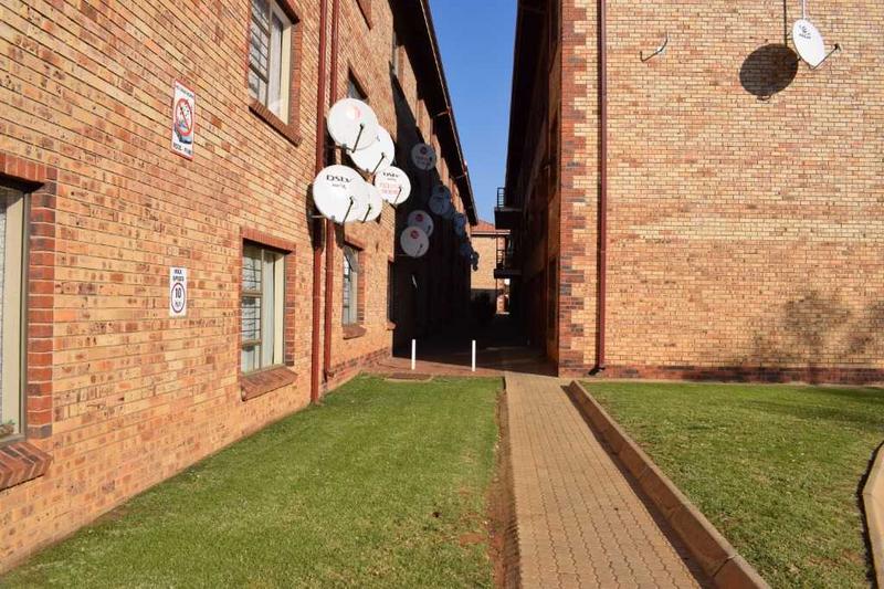 To Let 2 Bedroom Property for Rent in Potchefstroom North West